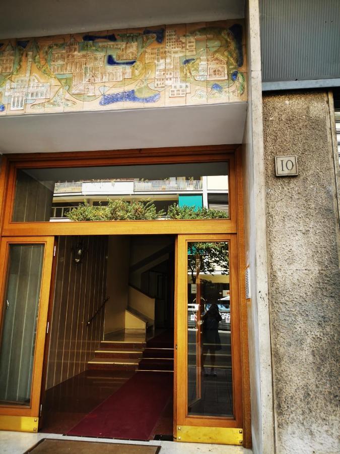 Bella Roma - Ee Hotel Exterior photo